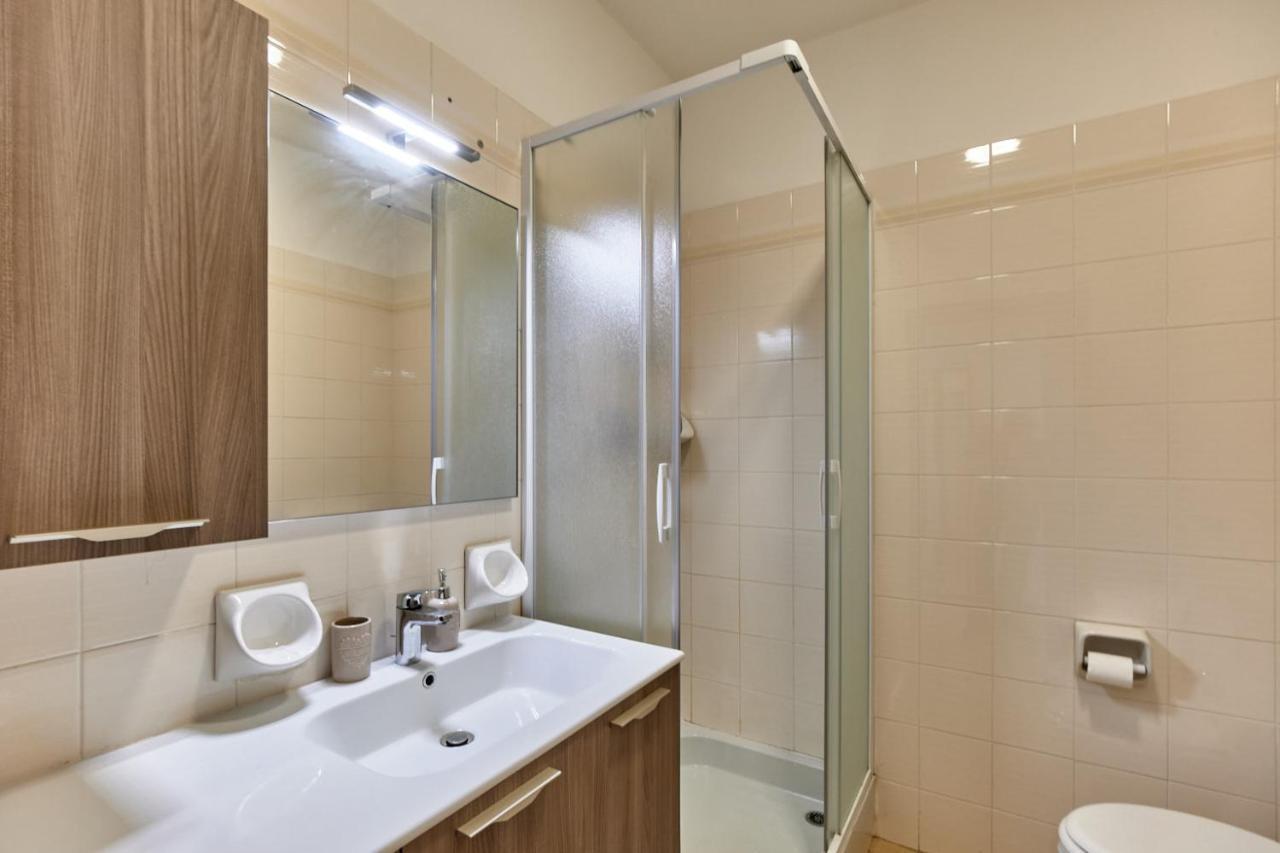 Lydie Apt. Exclusive Holigarda Desenzano del Garda Exterior photo